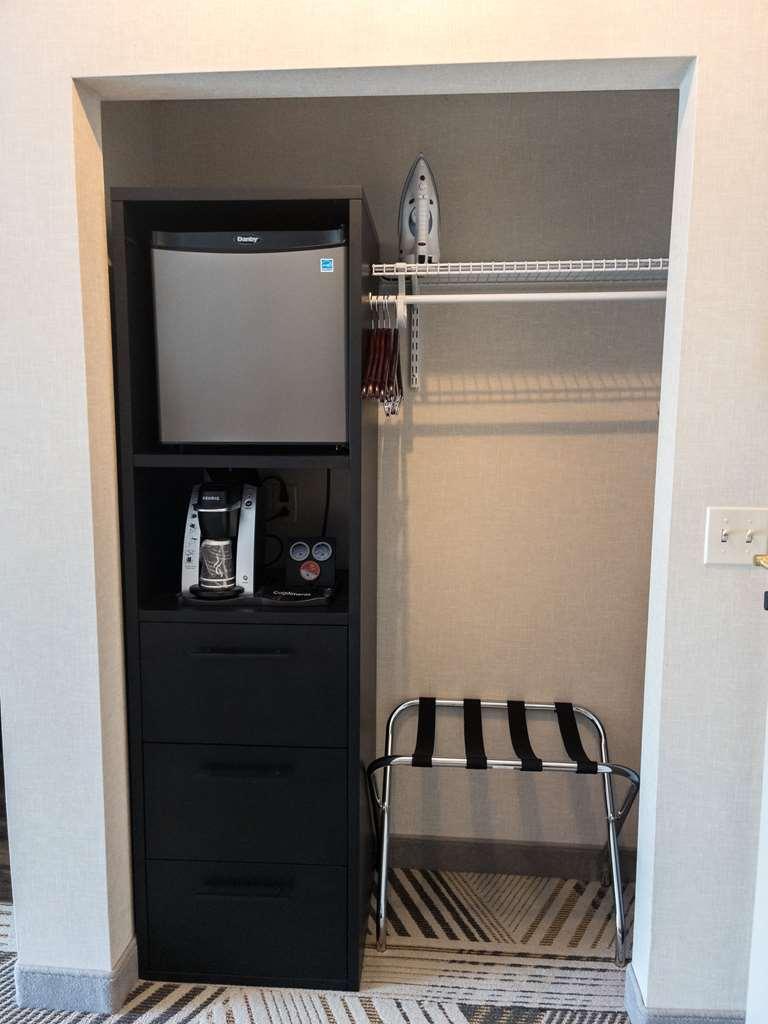 Cherry Valley Hotel 4*