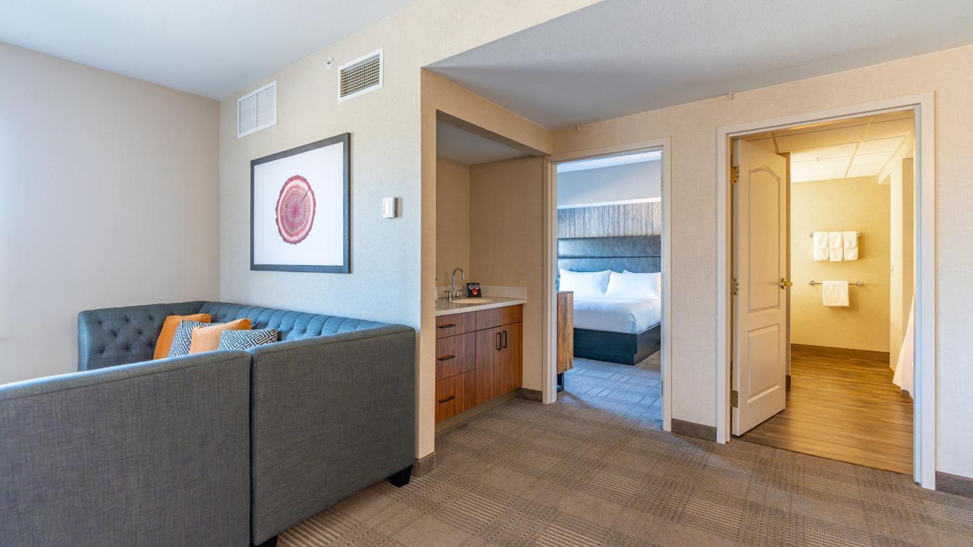 Hotel Cherry Valley 4*